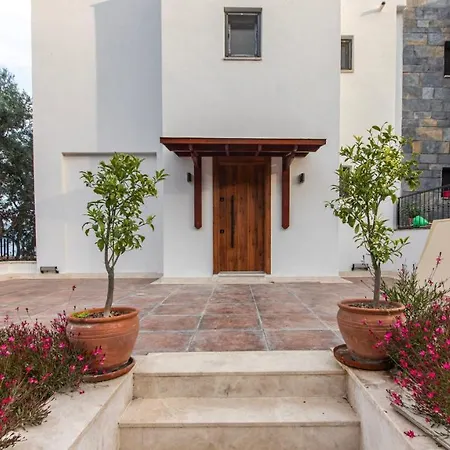 House Sea View Tuerkbuekue فيلة