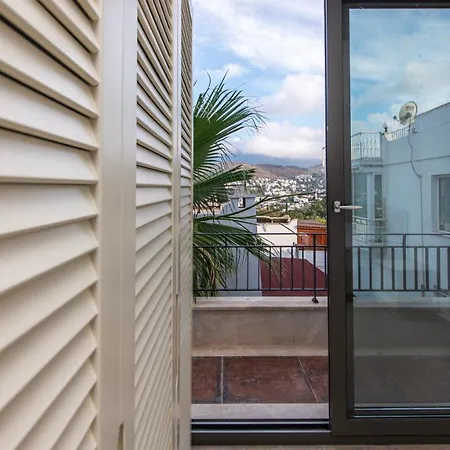 House Sea View Tuerkbuekue בודרום