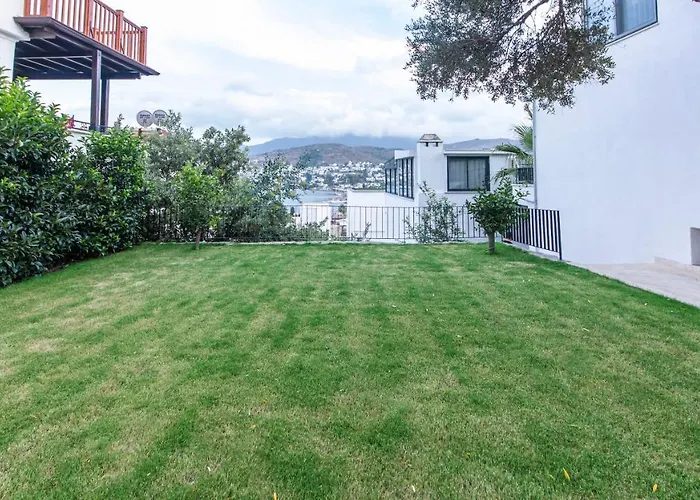 House Sea View Tuerkbuekue * 博德鲁姆