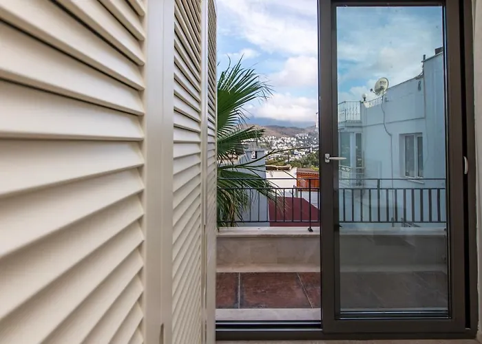 House Sea View Tuerkbuekue 博德鲁姆